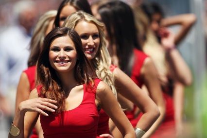 Canada, Sunday 10 June 2012 - Grid girls on the drivers parade2